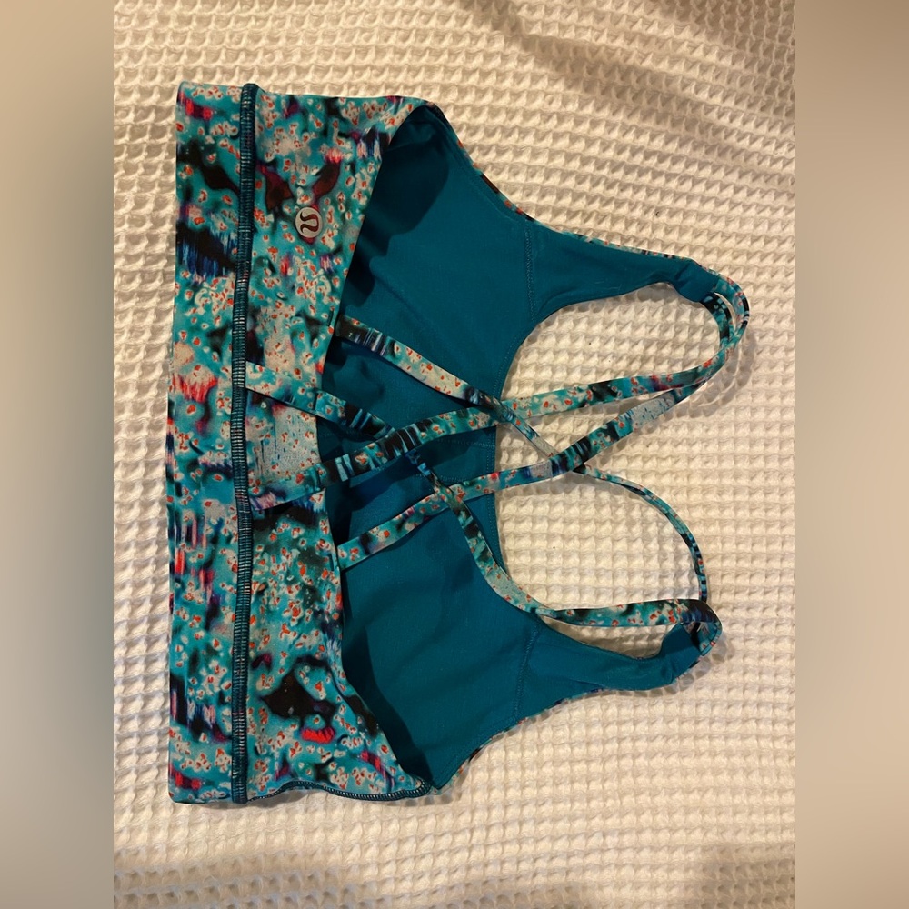 lululemon Energy Bra - Picture 3 of 5